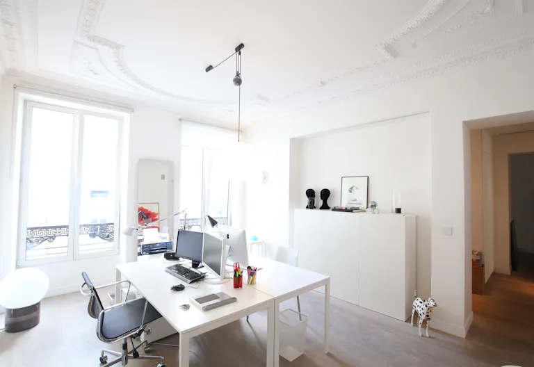 Gorgeous Apartment near Opera - Image 3