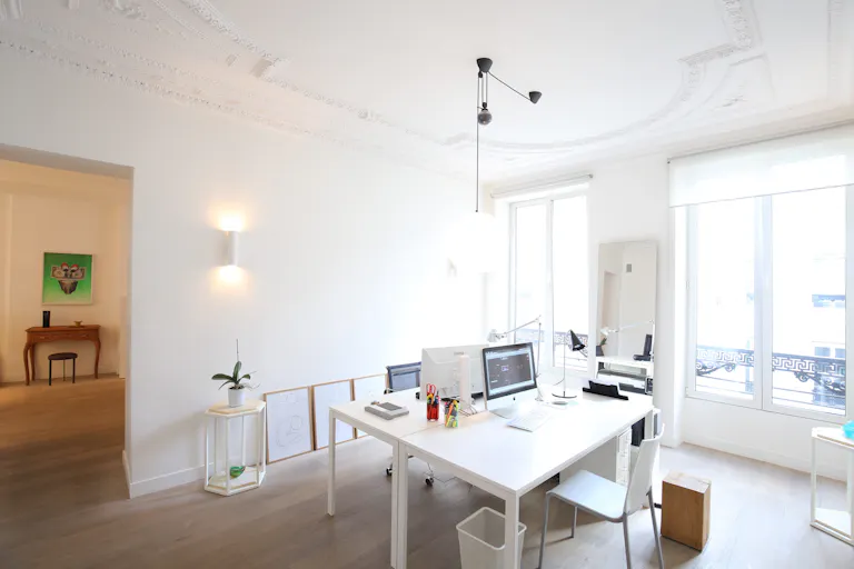 Gorgeous Apartment near Opera - Image 4