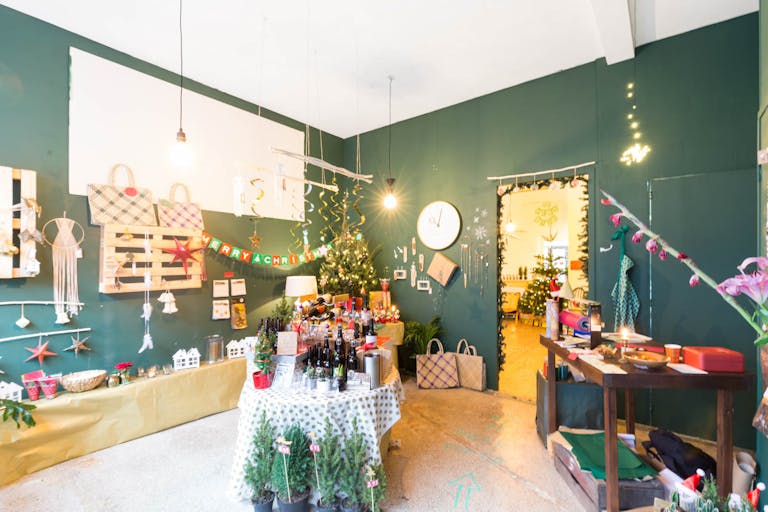 Cozy West Boutique - Image 1