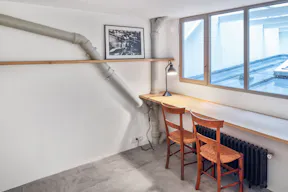 Sophisticated Space in the 6th District - Image 6
