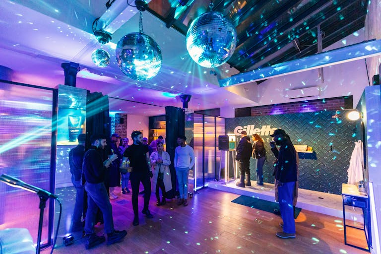 Loft sous verrière - Equiria Showroom - Image 3