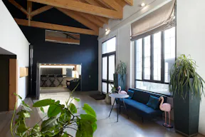Gorgeous location between Navigli and Porta Romana - Image 4