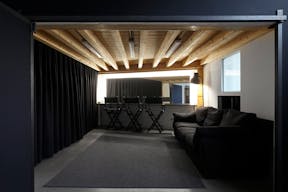 Gorgeous location between Navigli and Porta Romana - Image 5