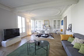 Prestigious Loft near the Eiffel Tower - Image 0