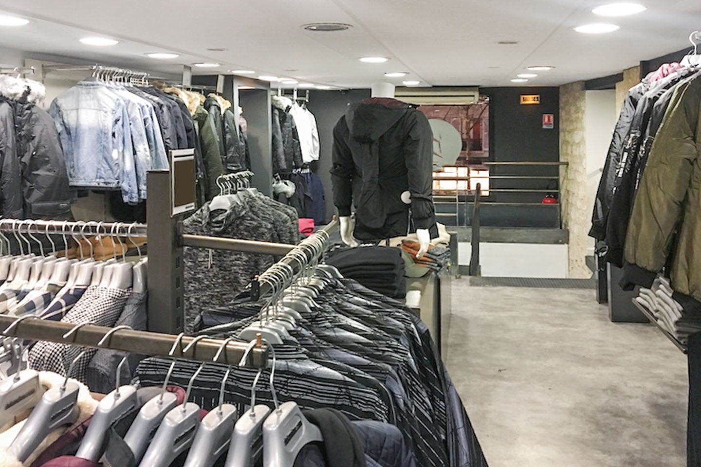 Modern 200 sqm Boutique Space near Pigalle