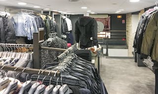 Tasteful Boutique near Pigalle - Image 0