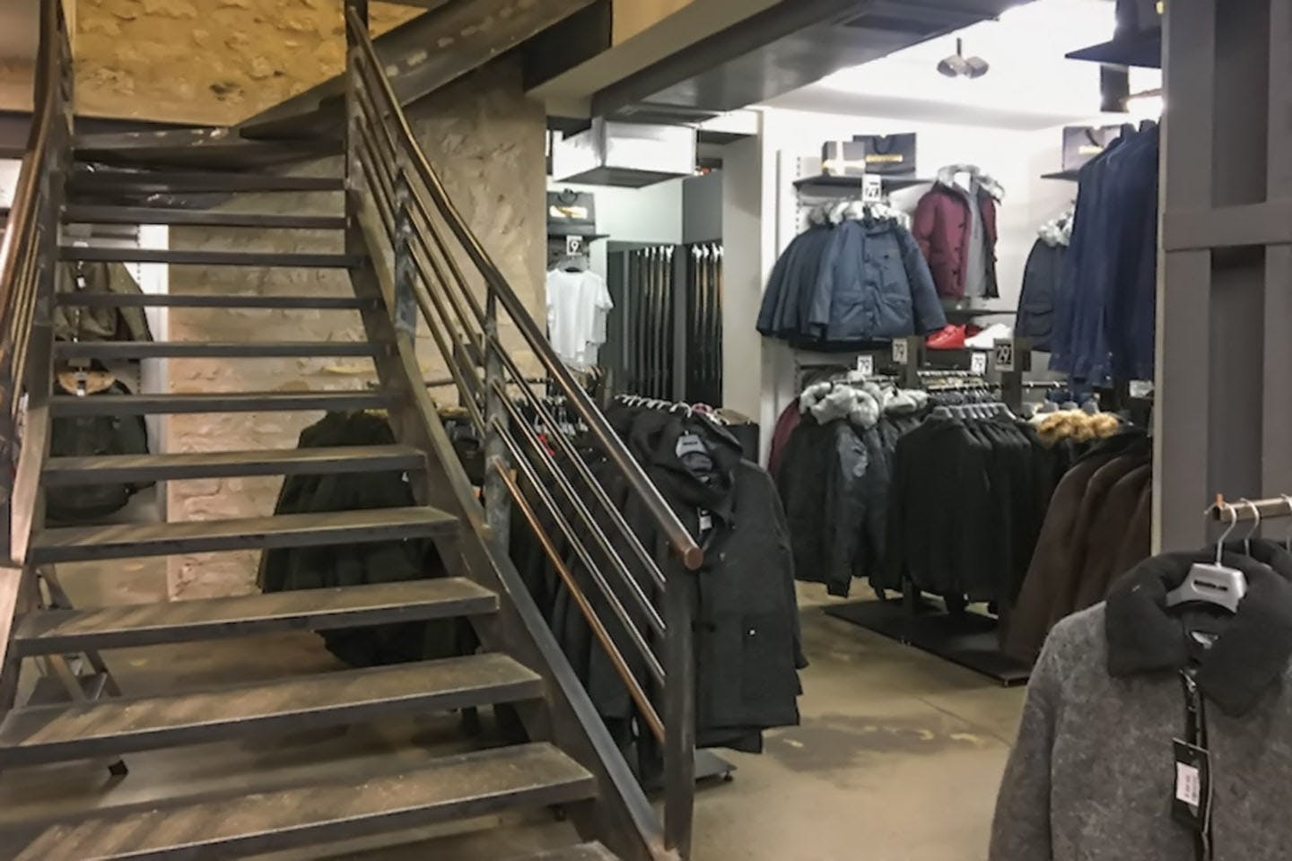 Modern 200 sqm Boutique Space near Pigalle