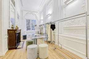 Gorgeous Space near Charles de Gaulle - Image 13