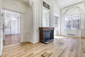 Gorgeous Space near Charles de Gaulle - Image 14