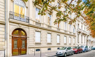 Gorgeous Space near Charles de Gaulle - Image 19