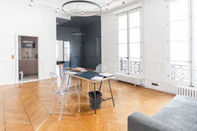 Gorgeous Place Vendôme Apartment - Image 3