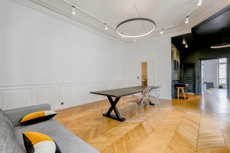 Gorgeous Place Vendôme Apartment - Image 4