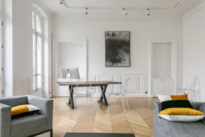 Gorgeous Place Vendôme Apartment - Image 9