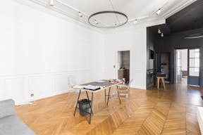 Gorgeous Place Vendôme Apartment - Image 21