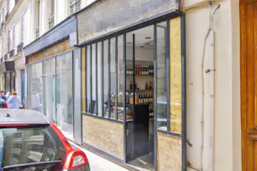 Tasteful Boutique in Le Marais - Image 0