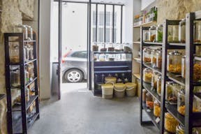 Tasteful Boutique in Le Marais - Image 1