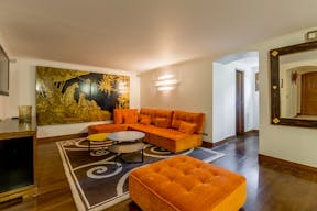 Sublime Apartment in the parisian suburb - Image 3