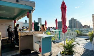 Sun-Drenched, Sleek Industrial Space in DUMBO - Image 12