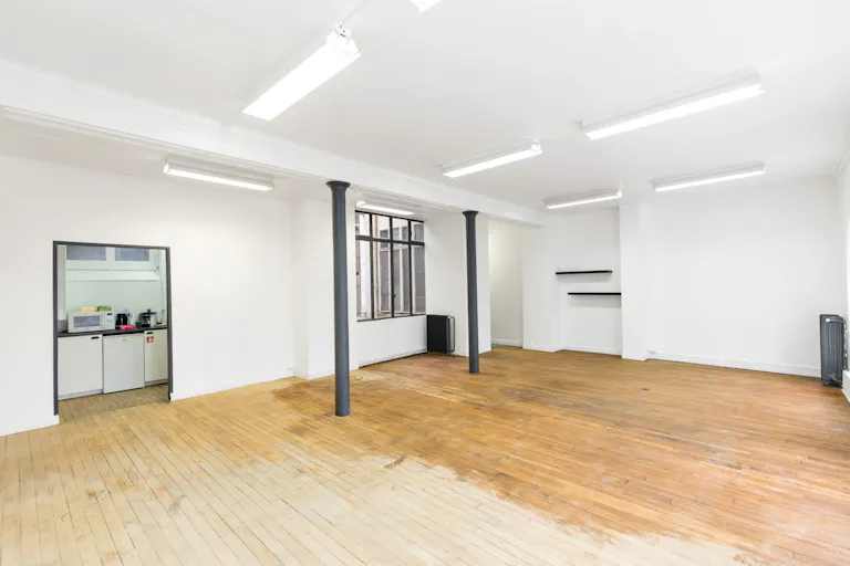 Showroom Near Arts et Métiers - Image 0