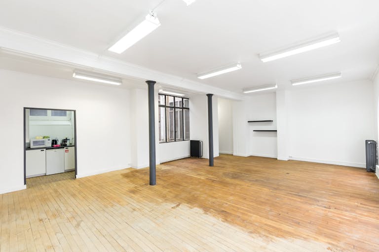 Showroom Near Arts et Métiers - Image 0