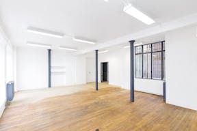 Showroom Near Arts et Métiers - Image 1