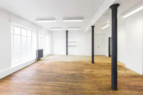 Showroom Near Arts et Métiers - Image 6
