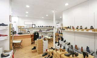 Elegant Boutique near Opera - Image 0