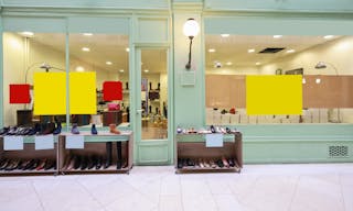 Elegant Boutique near Opera - Image 11