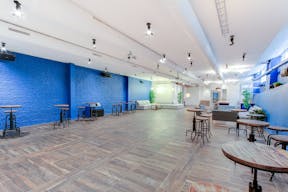 Sophisticated Space near République - Image 2