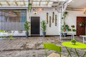 Unique Loft in Bastille - Image 11