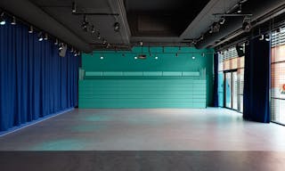 Amazing Space in East - Image 0