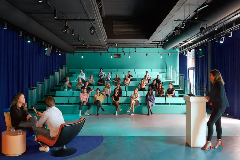 Amazing Space in East - Image 4