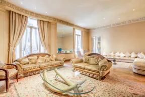 Sublime Apartment near Trocadéro square - Image 1