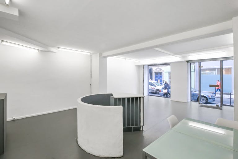 White Box Space in Le Marais - Image 2