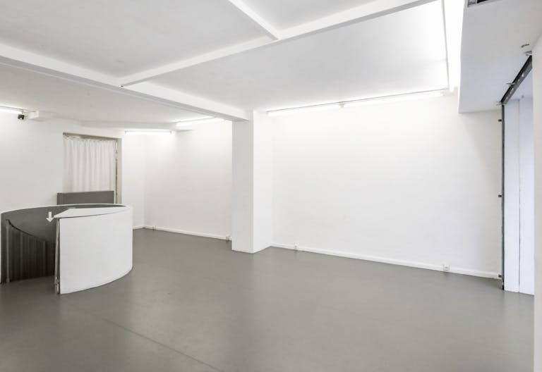 White Box Space in Le Marais - Image 4