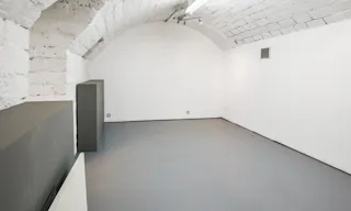 White Box Space in Le Marais - Image 14