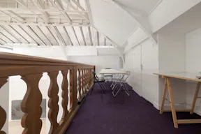 Art Gallery near Pont Neuf - Image 3