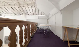 Art Gallery near Pont Neuf - Image 3