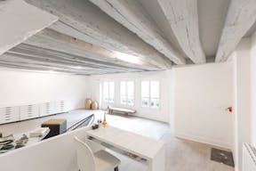 Art Gallery near Saint-Germain-des-Prés - Image 2