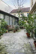 Art Gallery near Saint-Germain-des-Prés - Image 8