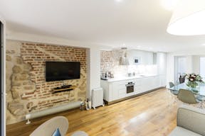 Sublime Space in Le Marais - Image 6