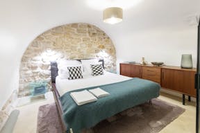 Sublime Space in Le Marais - Image 19