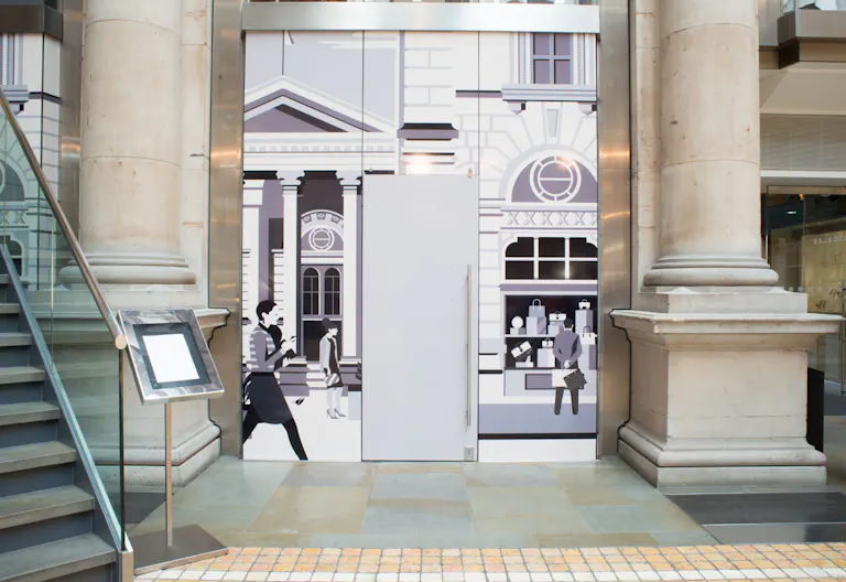 Luxury City Pop Up Boutique - Image 0