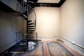 Historic City Pop Up Store - Image 5