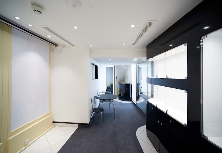 Prime City Pop Up Store - Image 1