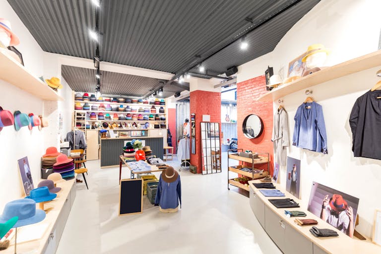 One-of-a-kind space near Malesherbes - Image 0