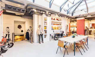 One-of-a-kind space near Malesherbes - Image 7