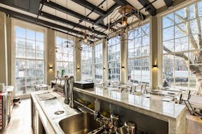 Beautiful Venue On The Canals - Image 6