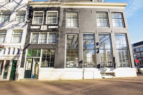 Beautiful Venue On The Canals - Image 7