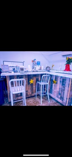 STORE FRONT FOR SALE ALL PRODUCT & EQUIPMENT WILL STAY! - Image 3